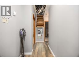 910 Charlesworth DRIVE - 6