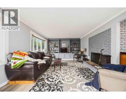 910 Charlesworth DRIVE - 7