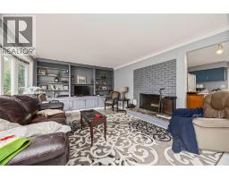 910 Charlesworth DRIVE - 9