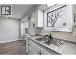 27 TURNER DRIVE UnitNo. 32 - 10