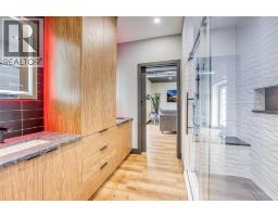 747 Broadway STREET - 38