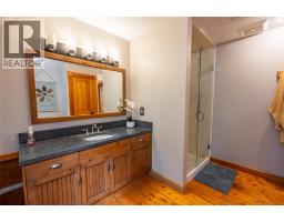 5252 EGREMONT ROAD - 29