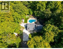 5252 EGREMONT ROAD - 46