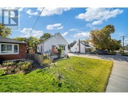 1194 MATHEWS AVENUE - 3