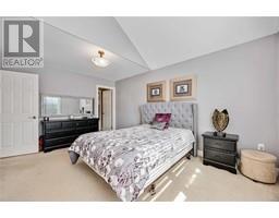 812 CARRIAGE WAY - 23