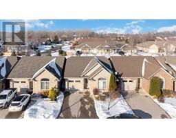 812 CARRIAGE WAY - 34