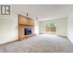 38 COPPERFIELD COURT - 16
