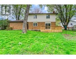 38 COPPERFIELD COURT - 41