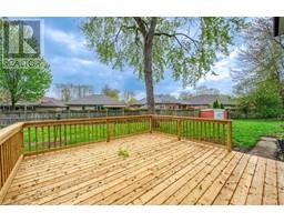 38 COPPERFIELD COURT - 46