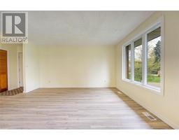 38 COPPERFIELD COURT - 8