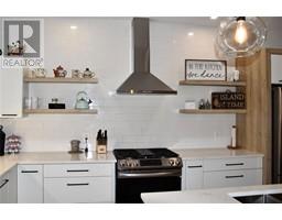 207 ESSEX STREET - 6