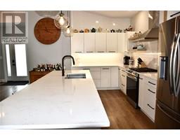 207 ESSEX STREET - 8