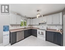 485 BROOKE STREET - 11