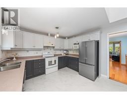 485 BROOKE STREET - 12