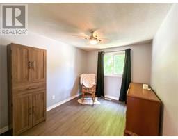 341 BRADFORD DRIVE - 8