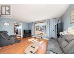181 COLLINGWOOD STREET - 9