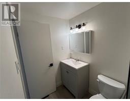 155 BEDFORD CRESCENT - 12