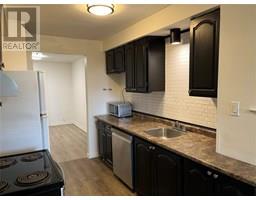 155 BEDFORD CRESCENT - 8