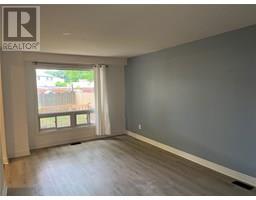 155 BEDFORD CRESCENT - 9