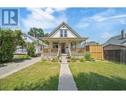 224 Confederation STREET - 1