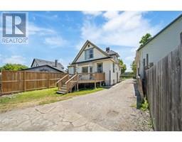 224 Confederation STREET - 2