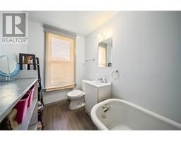 224 Confederation STREET - 20