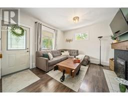 224 Confederation STREET - 5