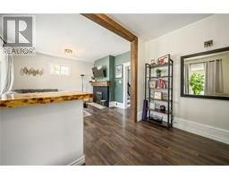 224 Confederation STREET - 8