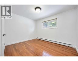 906 CHAMPLAIN ROAD - 20