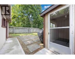 906 CHAMPLAIN ROAD - 39