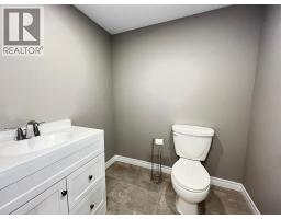 1578 COUNCILLORS STREET - 22