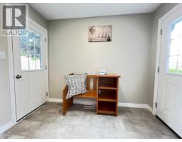 1578 COUNCILLORS STREET - 23