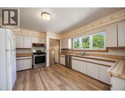 682 HOLLYWOOD PLACE - 10
