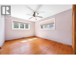 682 HOLLYWOOD PLACE - 15