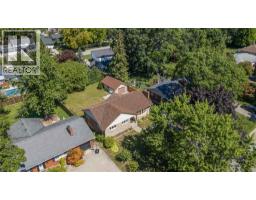 682 HOLLYWOOD PLACE - 33
