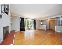 682 HOLLYWOOD PLACE - 7