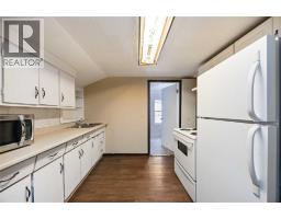 171 NAPIER STREET - 11