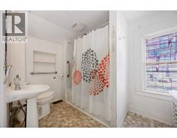 171 NAPIER STREET - 14