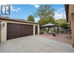 53 Vimy CRESCENT - 14