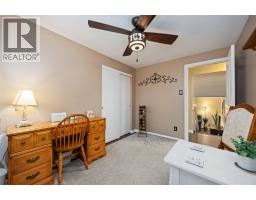 53 Vimy CRESCENT - 8
