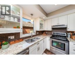 1013 PLYMOUTH STREET - 14