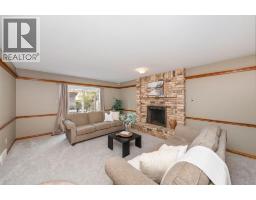 1013 PLYMOUTH STREET - 17