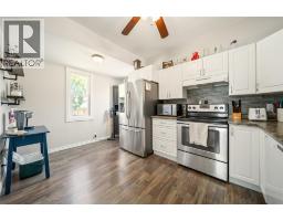 224 CONFEDERATION STREET - 10