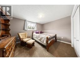 4015 ROSEMOUNT DRIVE - 16