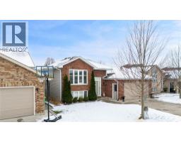 4015 ROSEMOUNT DRIVE - 2