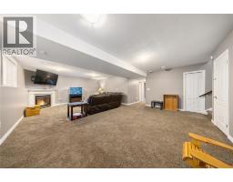 4015 ROSEMOUNT DRIVE - 22