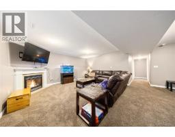 4015 ROSEMOUNT DRIVE - 23