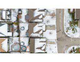 4015 ROSEMOUNT DRIVE - 38