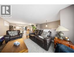 4015 ROSEMOUNT DRIVE - 9