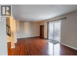 27 YORK CRESCENT UnitNo. 74 - 11